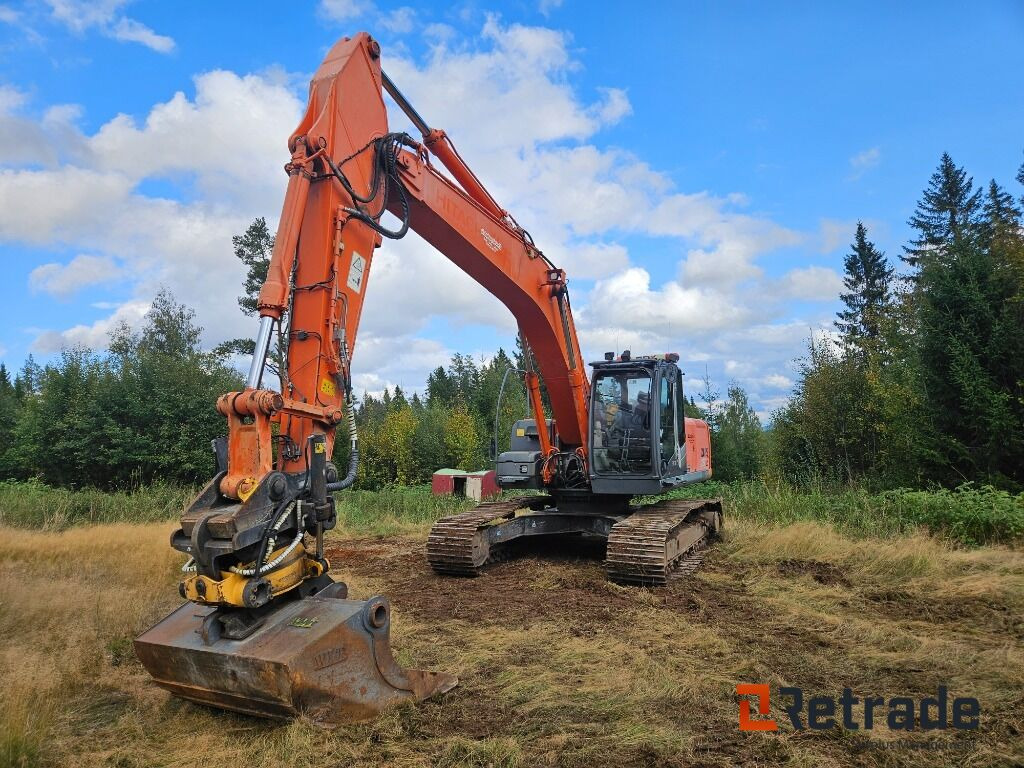Grävmaskin Hitachi ZX250LC-3 Tiltrotator - Escavadora de rastos: foto 2 Grävmaskin Hitachi ZX250LC-3 Tiltrotator - Escavadora de rastos: foto 2