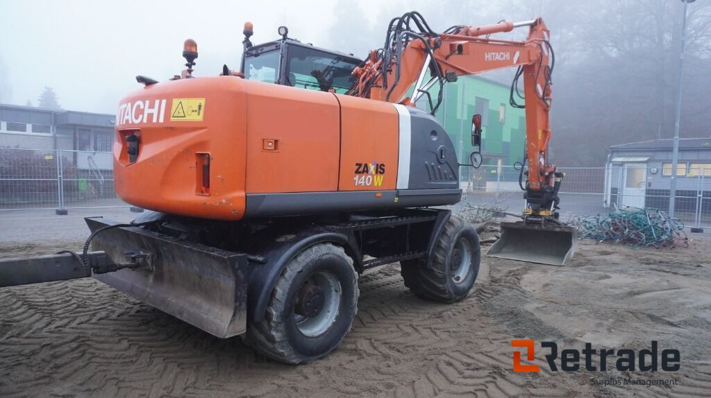 Hjulgrävare Hitachi ZX 140W-3 - Escavadeira de rodas: foto 3 Hjulgrävare Hitachi ZX 140W-3 - Escavadeira de rodas: foto 3