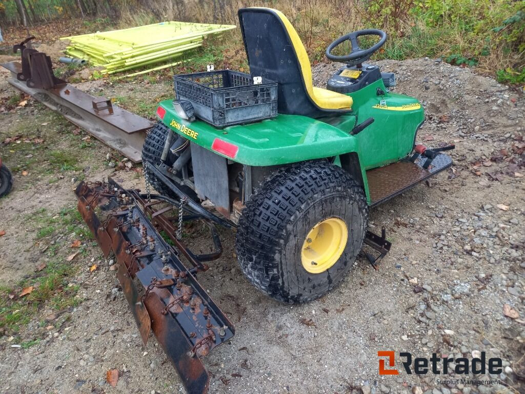 John Deere Redskabsbærer - Equipamentos para jardinagem: foto 5 John Deere Redskabsbærer - Equipamentos para jardinagem: foto 5