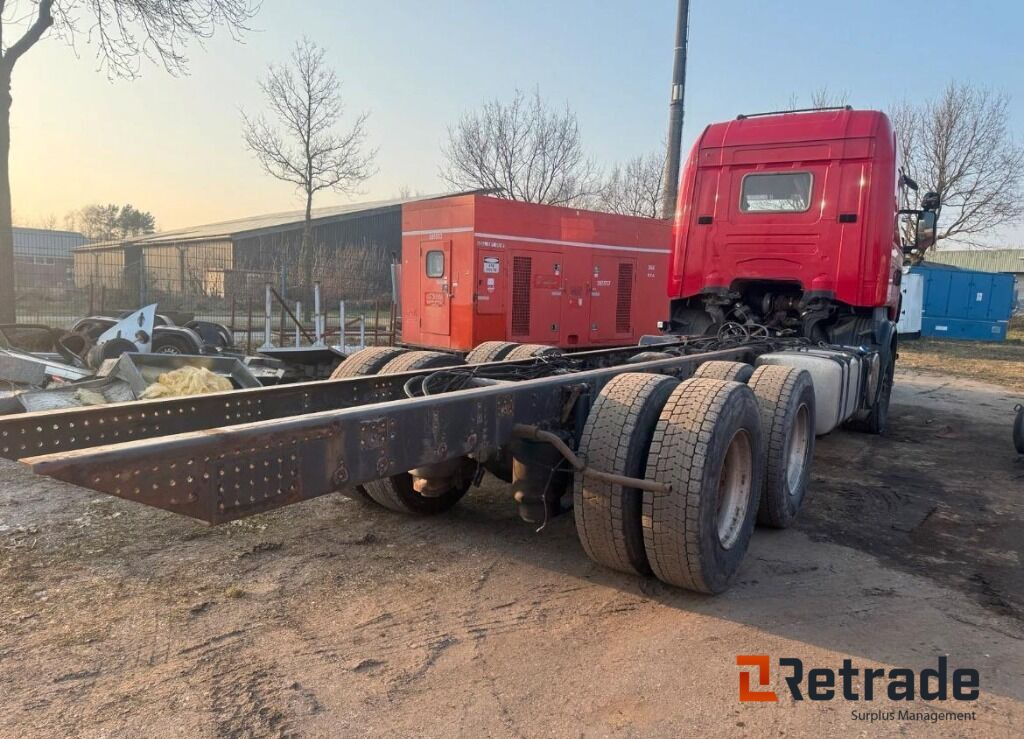 Lastbil Scania Super R620 V8 6x4 - Caminhão chassi: foto 5 Lastbil Scania Super R620 V8 6x4 - Caminhão chassi: foto 5