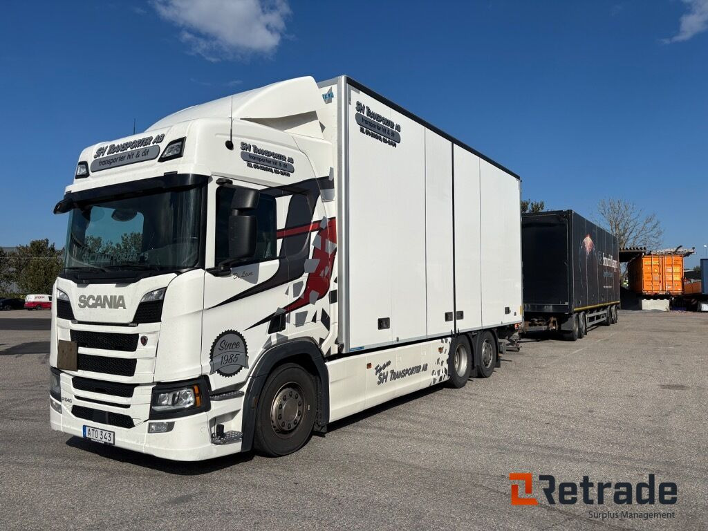 Lastbil med släp Scania R540 B6X2*4NB / NÄRKO D4HW13L62 - Caminhão furgão: foto 1 Lastbil med släp Scania R540 B6X2*4NB / NÄRKO D4HW13L62 - Caminhão furgão: foto 1