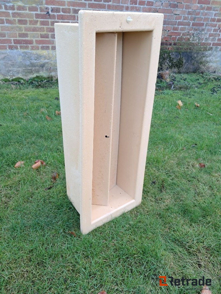 18 stk Loftsventiler Til klimastald - Máquina agrícola: foto 2 18 stk Loftsventiler Til klimastald - Máquina agrícola: foto 2