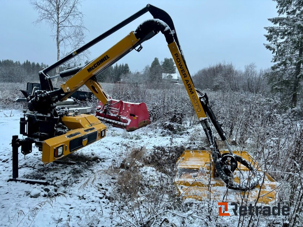 Buskröjare Mcconnel PA 6070 - Máquina agrícola: foto 3 Buskröjare Mcconnel PA 6070 - Máquina agrícola: foto 3