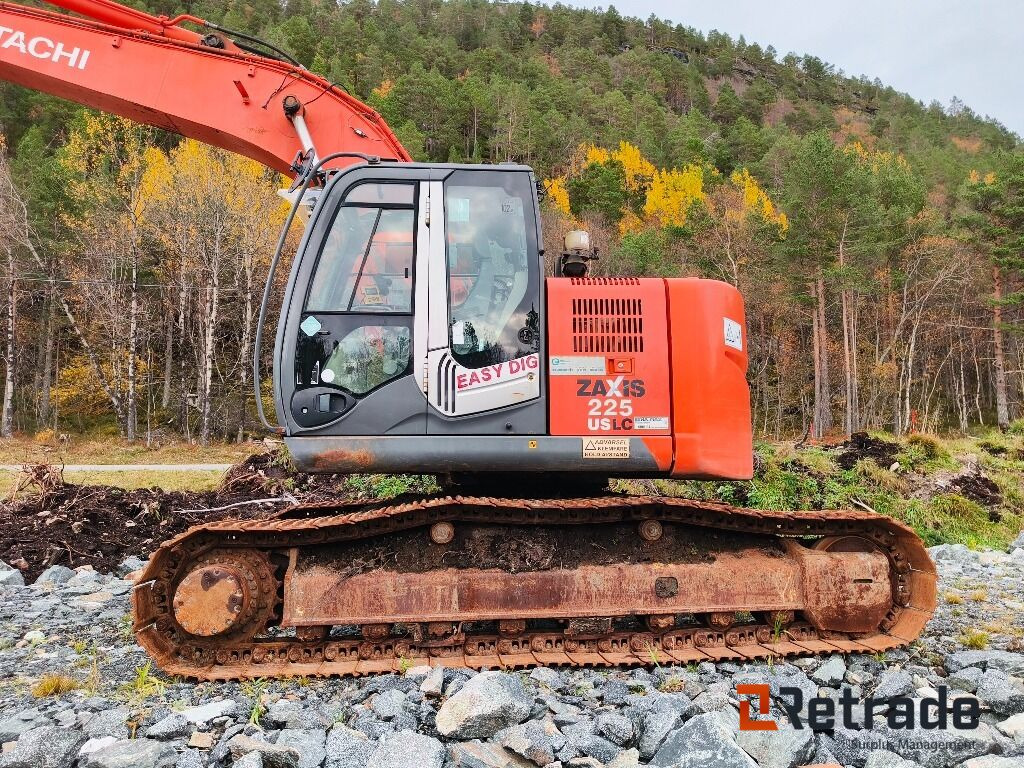 Hitachi ZX225 USLC - 3, Easydig - Máquina de construção: foto 5 Hitachi ZX225 USLC - 3, Easydig - Máquina de construção: foto 5