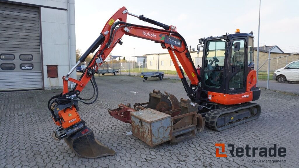 Minigrävare Kubota KX 042-4A Grävsystem - Mini escavadeira: foto 1 Minigrävare Kubota KX 042-4A Grävsystem - Mini escavadeira: foto 1