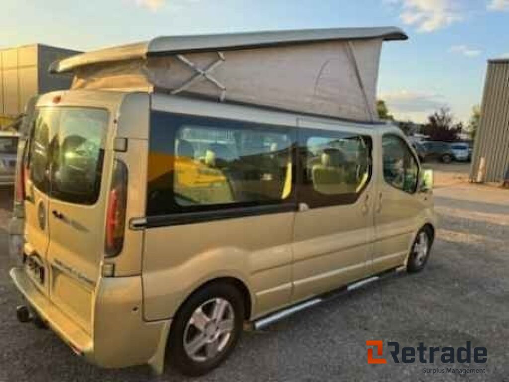 Opel Vivaro Camper CDTI Combi lang. - Automóvel: foto 4 Opel Vivaro Camper CDTI Combi lang. - Automóvel: foto 4