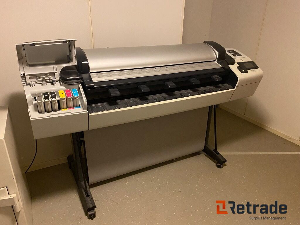 Printer : HP DesignJet T2300 PostScript eMFP - Impressora offset: foto 4 Printer : HP DesignJet T2300 PostScript eMFP - Impressora offset: foto 4