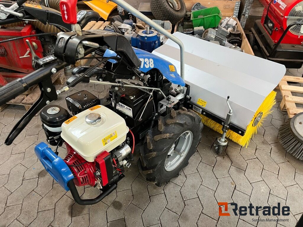 Redskabsbærer BCS 738 Power Safe Motoriseret frontkost - Equipamentos para jardinagem: foto 5 Redskabsbærer BCS 738 Power Safe Motoriseret frontkost - Equipamentos para jardinagem: foto 5