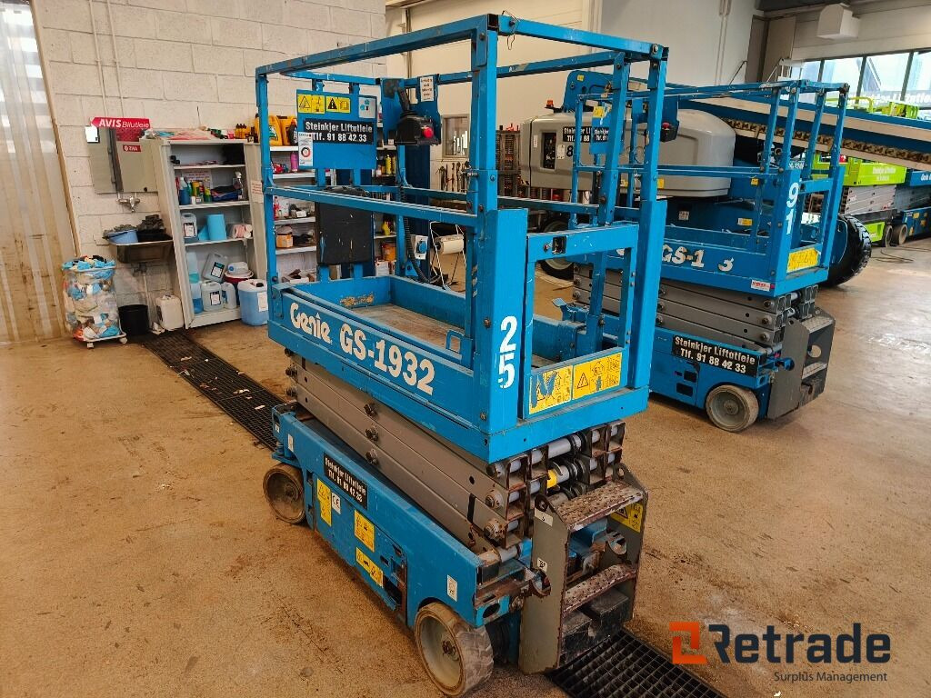 Sakselift Genie GS-1932 - Plataforma de Tijera/ Plataforma de tesoura: foto 2 Sakselift Genie GS-1932 - Plataforma de Tijera/ Plataforma de tesoura: foto 2