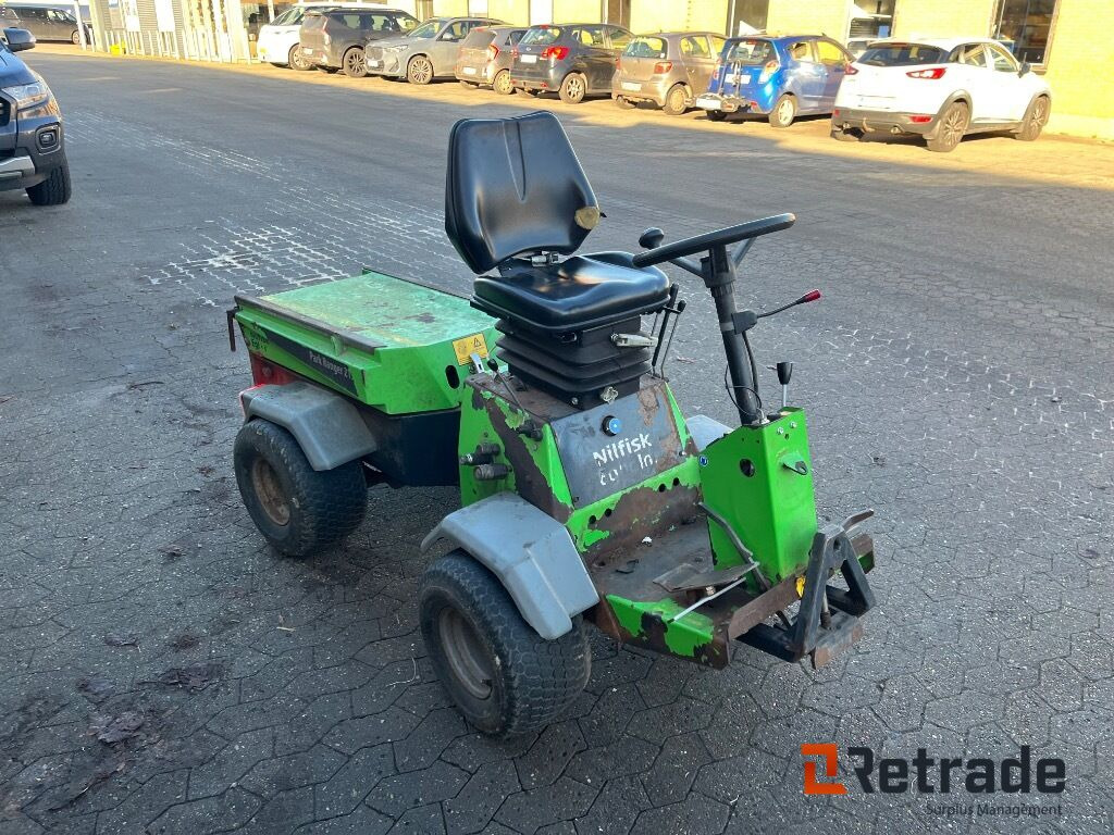 Redskabsbærer EGHOLM 2150 Redskabsbærer - Veículo municipal/ Especial: foto 3 Redskabsbærer EGHOLM 2150 Redskabsbærer - Veículo municipal/ Especial: foto 3