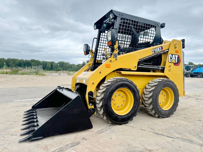 Cat 216B3 - New / Unused / Extra Hydraulic - Mini carregadeira: foto 1 Cat 216B3 - New / Unused / Extra Hydraulic - Mini carregadeira: foto 1