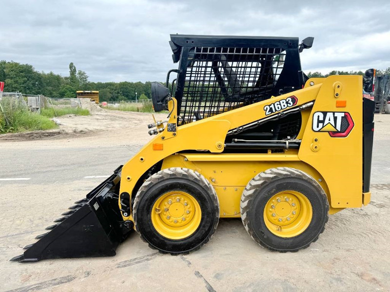 Cat 216B3 - New / Unused / Extra Hydraulic - Mini carregadeira: foto 2 Cat 216B3 - New / Unused / Extra Hydraulic - Mini carregadeira: foto 2