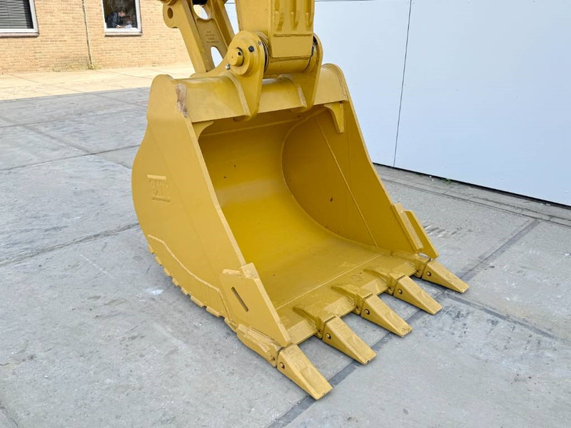 Escavadora de rastos nuevo Cat 323D3 *2025 Model* - Hammer Lines: foto 16