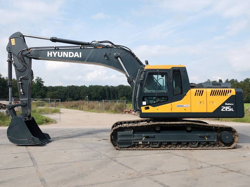 Hyundai R215L Smart Plus *2025 Model* - New / Unused - Escavadora de rastos: foto 1 Hyundai R215L Smart Plus *2025 Model* - New / Unused - Escavadora de rastos: foto 1