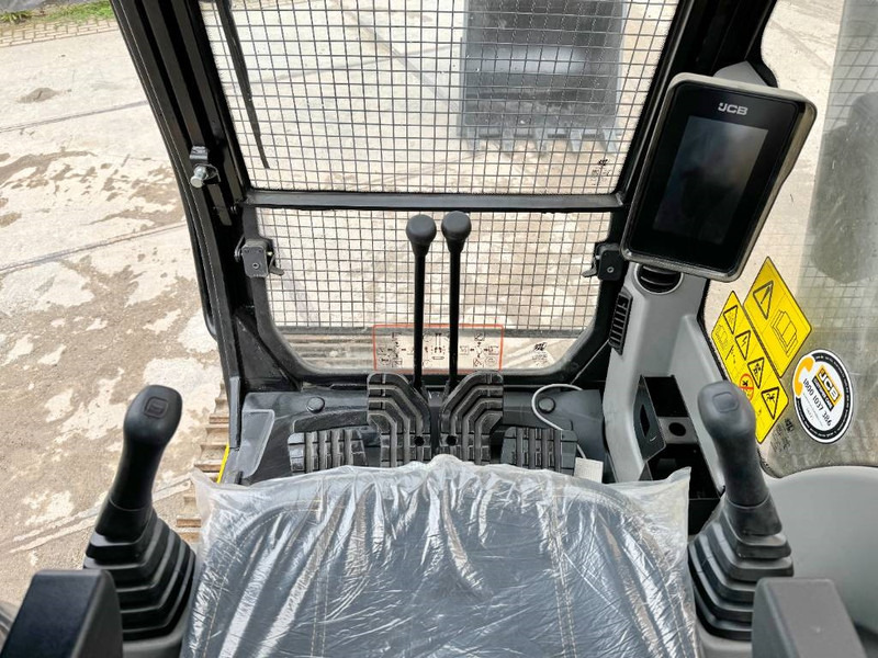 Escavadora de rastos nuevo JCB 215LC - New / Unused / Hammer Lines: foto 8