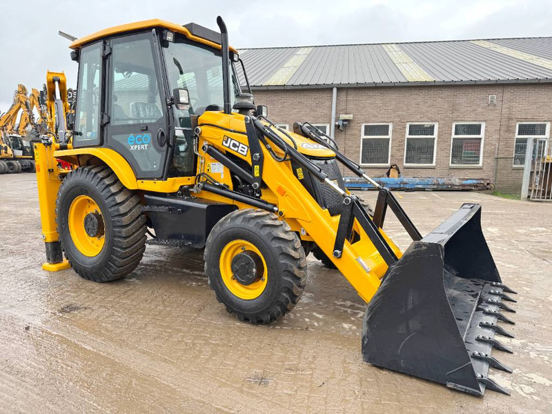 JCB 3DX / 3CX Plus 4WD - New / Unused / Hammer Lines - Retroescavadeira: foto 4 JCB 3DX / 3CX Plus 4WD - New / Unused / Hammer Lines - Retroescavadeira: foto 4