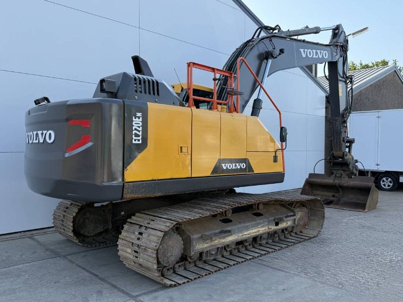 Volvo EC220EN - German Machine / Tilting Bucket - Escavadora de rastos: foto 5 Volvo EC220EN - German Machine / Tilting Bucket - Escavadora de rastos: foto 5
