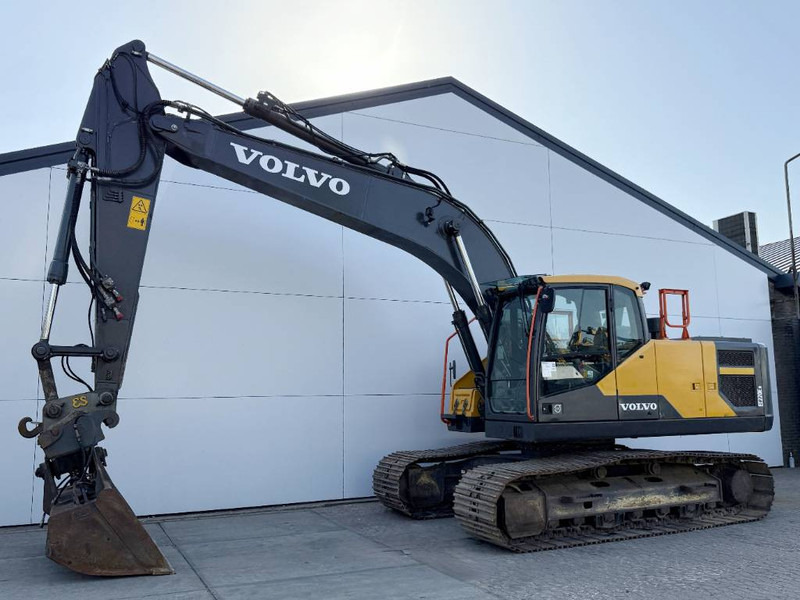 Volvo EC220EN - German Machine / Tilting Bucket - Escavadora de rastos: foto 2 Volvo EC220EN - German Machine / Tilting Bucket - Escavadora de rastos: foto 2
