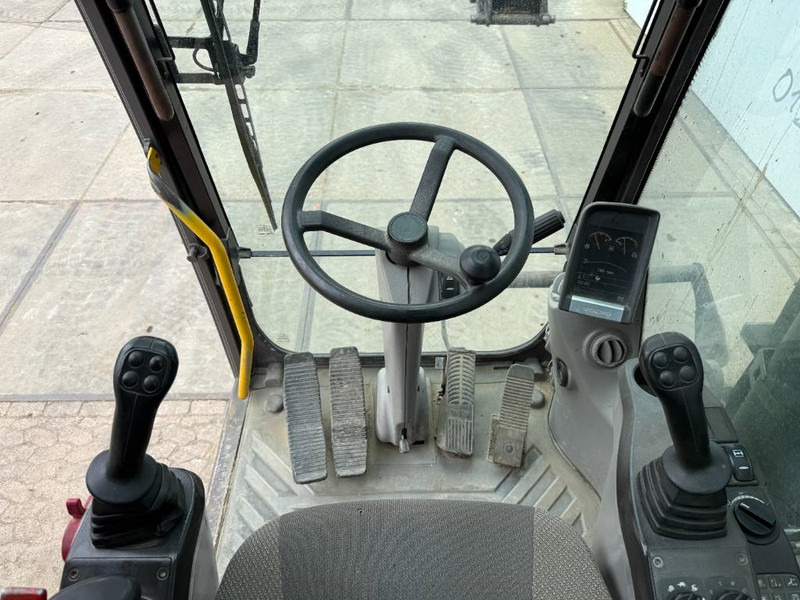 Escavadeira de rodas Volvo EW180C - Dutch Machine / Triple Boom: foto 9 Escavadeira de rodas Volvo EW180C - Dutch Machine / Triple Boom: foto 9