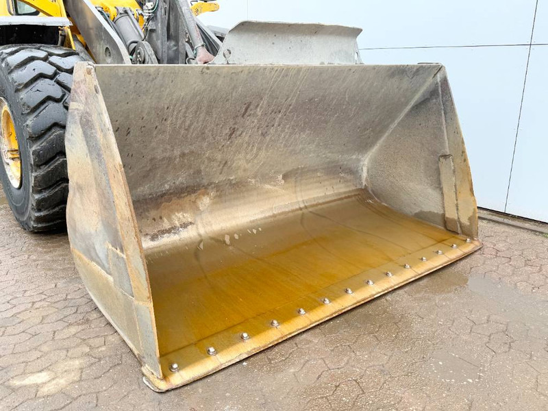 Carregadeira de rodas Volvo L120G - 3rd Function / Quick Coupler / Auto Lube: foto 12