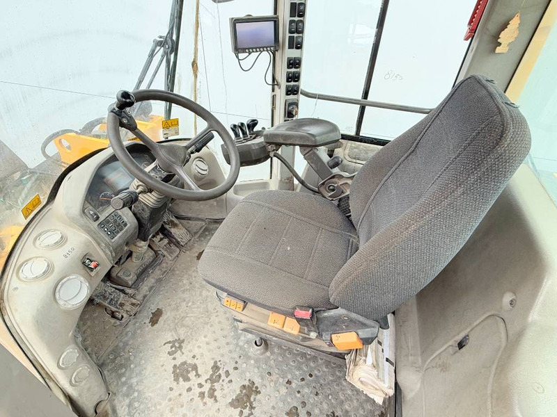 Carregadeira de rodas Volvo L120G - 3rd Function / Quick Coupler / Auto Lube: foto 8