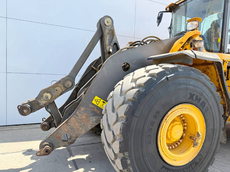 Carregadeira de rodas Volvo L220H - Bucket Included / 3rd Function: foto 15
