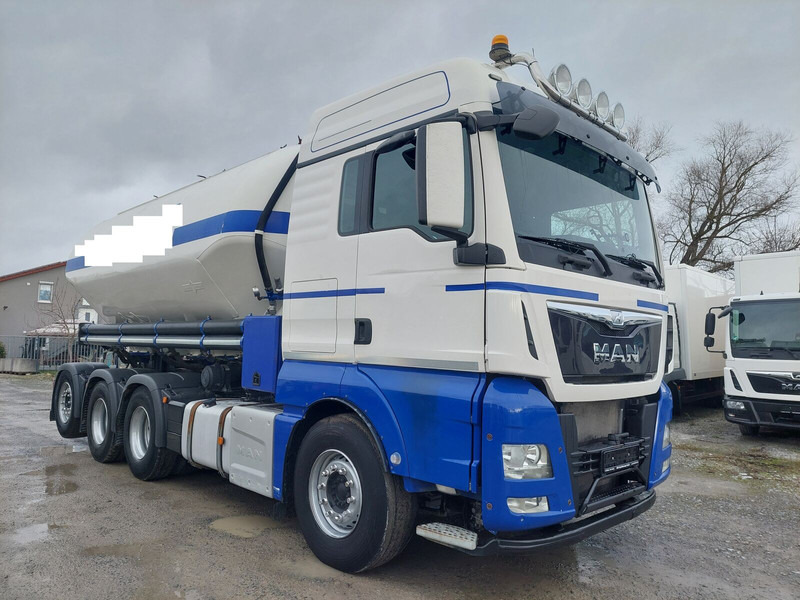 MAN TGX 35.440 Silo Euro 6 8x4 Lift+Lenk Klima (5) - Caminhão: foto 2 MAN TGX 35.440 Silo Euro 6 8x4 Lift+Lenk Klima (5) - Caminhão: foto 2