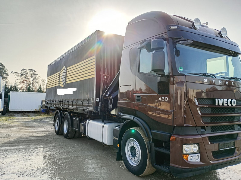 Iveco AS260S42Y/FS - Caminhão com lona, Caminhão grua: foto 3 Iveco AS260S42Y/FS - Caminhão com lona, Caminhão grua: foto 3