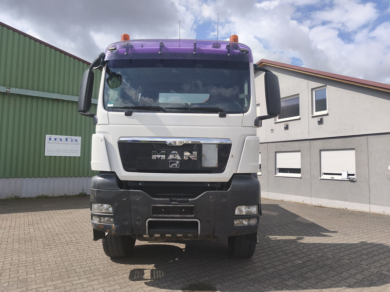 MAN MAN TGS 26.440 Kipper 6x6 Bordmatik Rollplane AHK Euro 5 - Caminhão basculante: foto 4 MAN MAN TGS 26.440 Kipper 6x6 Bordmatik Rollplane AHK Euro 5 - Caminhão basculante: foto 4