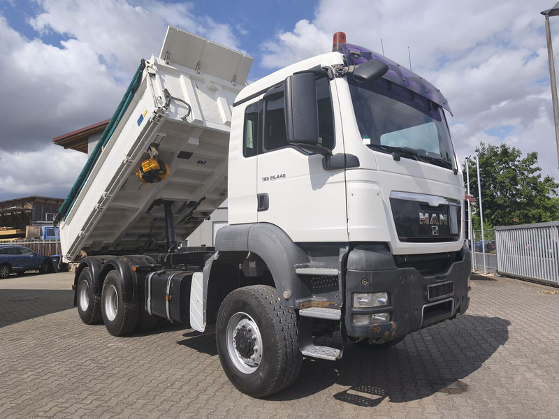 MAN MAN TGS 26.440 Kipper 6x6 Bordmatik Rollplane AHK Euro 5 - Caminhão basculante: foto 5 MAN MAN TGS 26.440 Kipper 6x6 Bordmatik Rollplane AHK Euro 5 - Caminhão basculante: foto 5