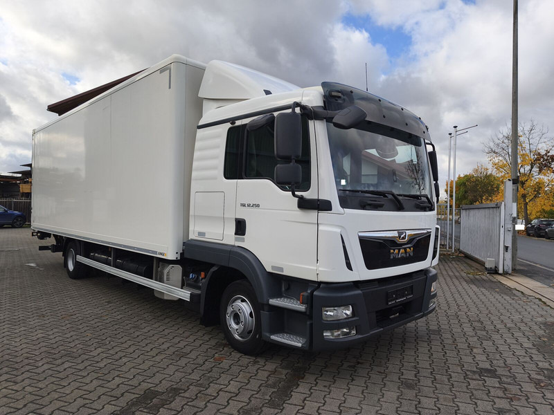 MAN TGL 12.250 Koffer 4x2 Euro 6 LBW AHK (41) - Caminhão furgão: foto 2 MAN TGL 12.250 Koffer 4x2 Euro 6 LBW AHK (41) - Caminhão furgão: foto 2