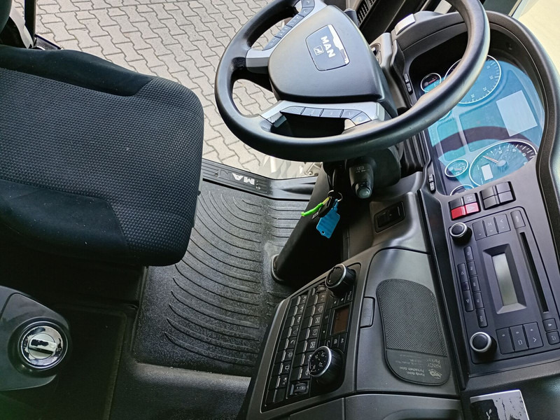 Caminhão chassi MAN TGX 18.440: foto 14