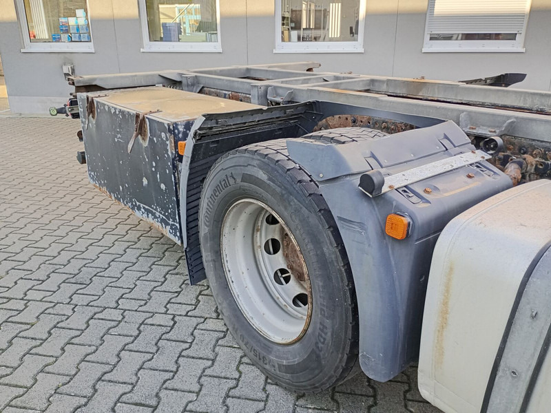 Caminhão chassi MAN TGX 18.440: foto 9