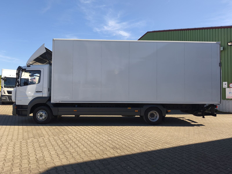 Mercedes-Benz Atego 1223 - Caminhão furgão: foto 5 Mercedes-Benz Atego 1223 - Caminhão furgão: foto 5