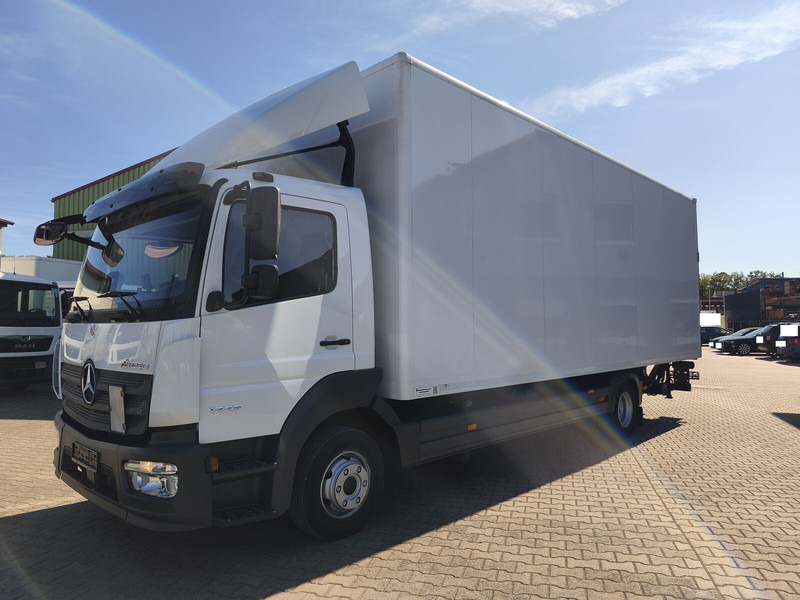Mercedes-Benz Atego 1223 - Caminhão furgão: foto 1 Mercedes-Benz Atego 1223 - Caminhão furgão: foto 1