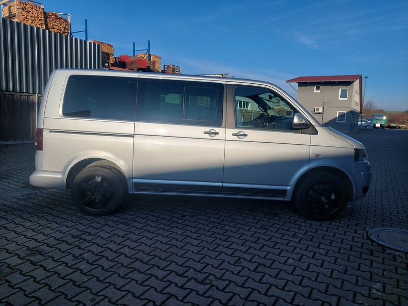 Volkswagen Transporter Multivan AHK Doppelklima Tisch Leder 7-Sitzer - Micro-ônibus, Furgão de passageiros: foto 4 Volkswagen Transporter Multivan AHK Doppelklima Tisch Leder 7-Sitzer - Micro-ônibus, Furgão de passageiros: foto 4
