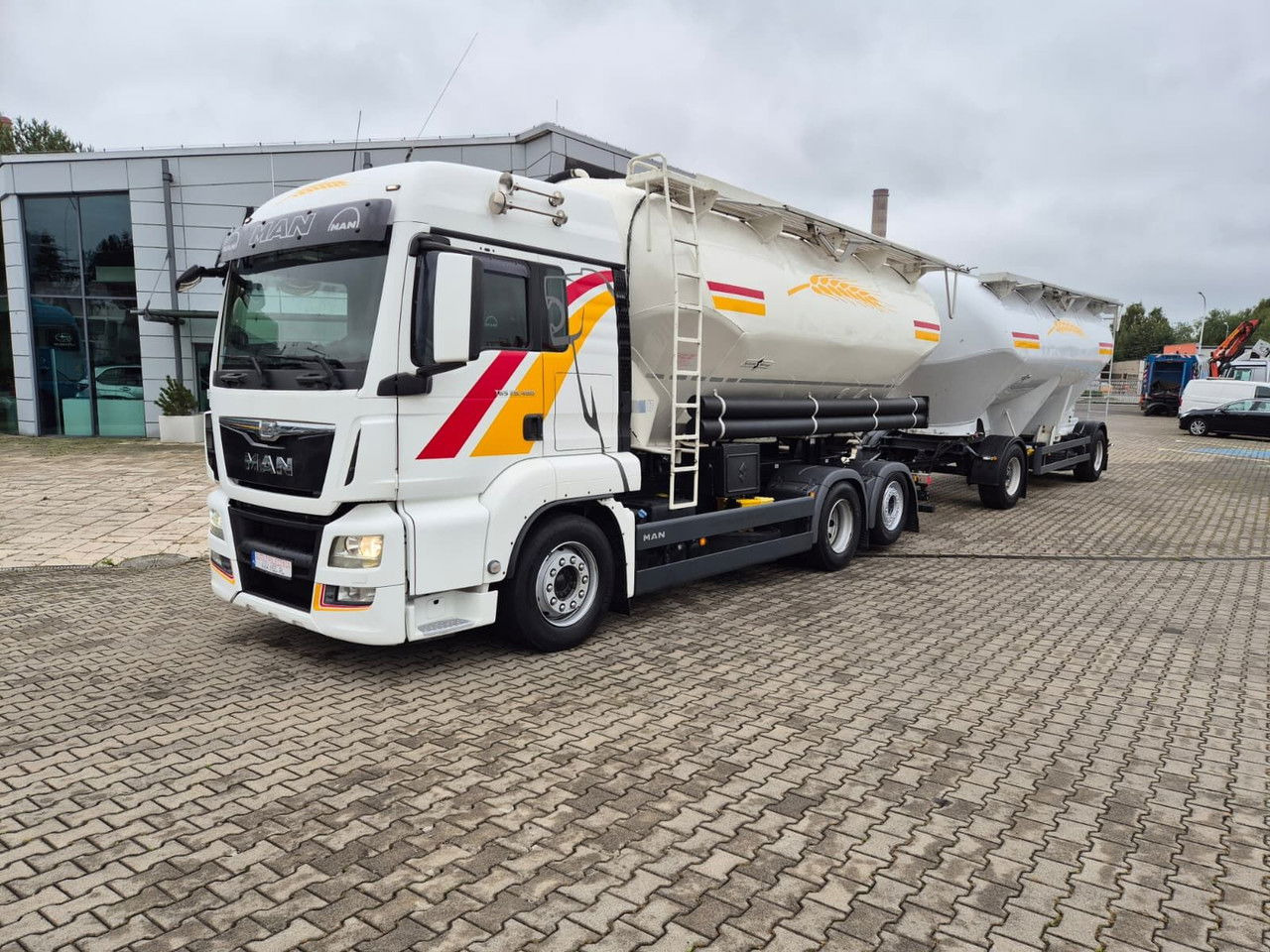 MAN TGS 26.480 Spritzer / 1 Owner /for transporting bulk materials - Caminhão: foto 2 MAN TGS 26.480 Spritzer / 1 Owner /for transporting bulk materials - Caminhão: foto 2