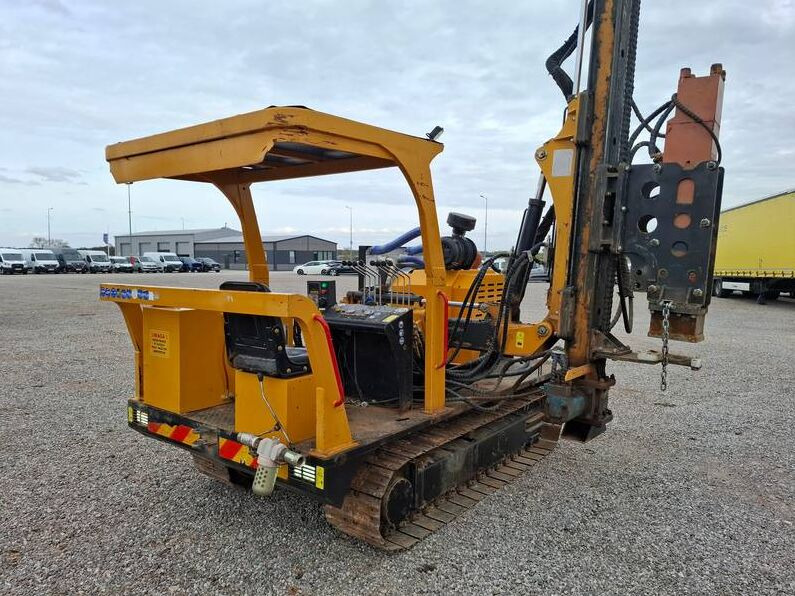 Diversen Hxing HX R536D-1 / 1 Owner / Like NEW / 397MTH - Bate estaca: foto 2 Diversen Hxing HX R536D-1 / 1 Owner / Like NEW / 397MTH - Bate estaca: foto 2