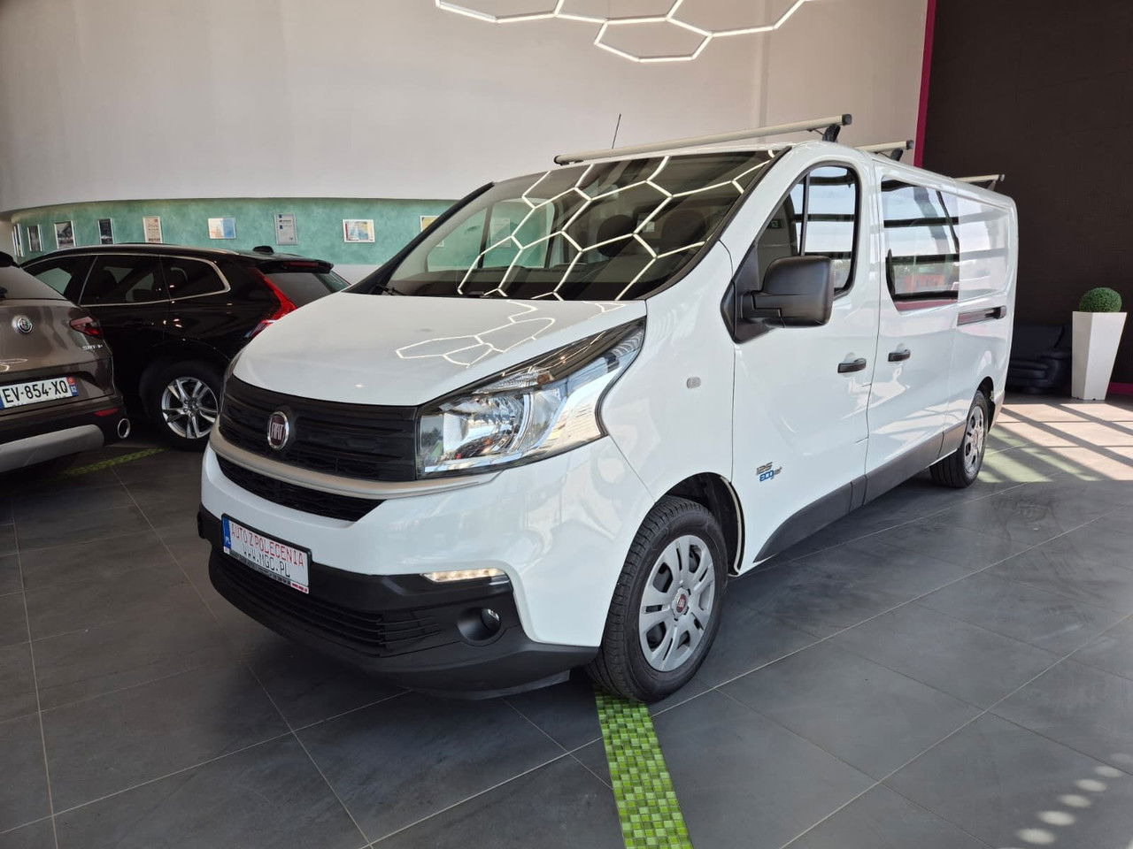 Fiat Talento 1.6 125 / L2H1 / 1 Owner / Service - Furgão compacto: foto 1 Fiat Talento 1.6 125 / L2H1 / 1 Owner / Service - Furgão compacto: foto 1