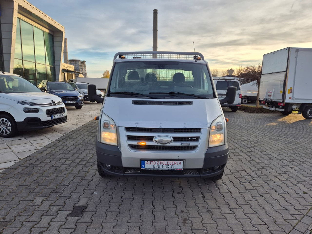 Ford Transit 350 2.4 TDCi / Very Strong Hiab / 1 Owner / Serviced - Furgão caixa aberta: foto 3 Ford Transit 350 2.4 TDCi / Very Strong Hiab / 1 Owner / Serviced - Furgão caixa aberta: foto 3