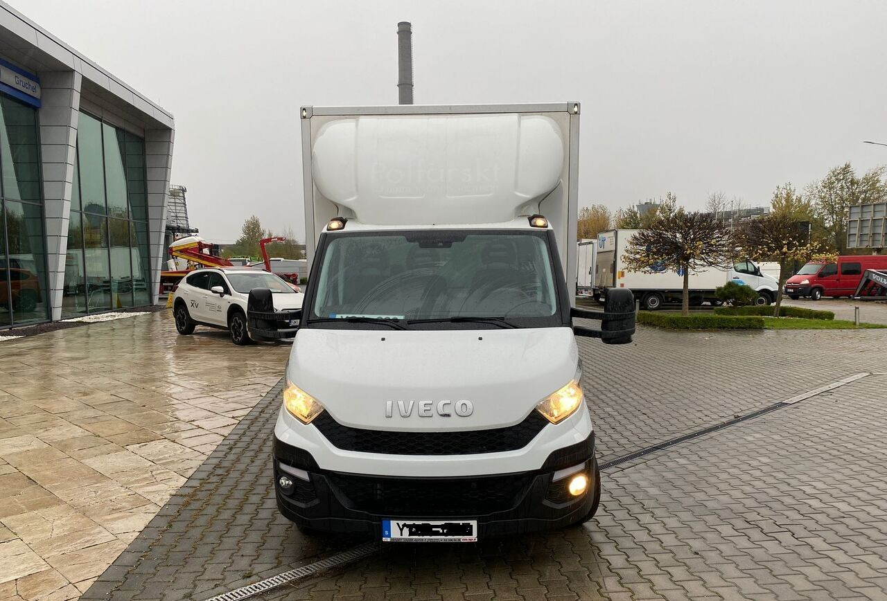 Iveco Daily 35C18 35C180 / Container / Veldhuizen Trailer / 3 Axes / KAT. B+ - Caminhão furgão: foto 2 Iveco Daily 35C18 35C180 / Container / Veldhuizen Trailer / 3 Axes / KAT. B+ - Caminhão furgão: foto 2