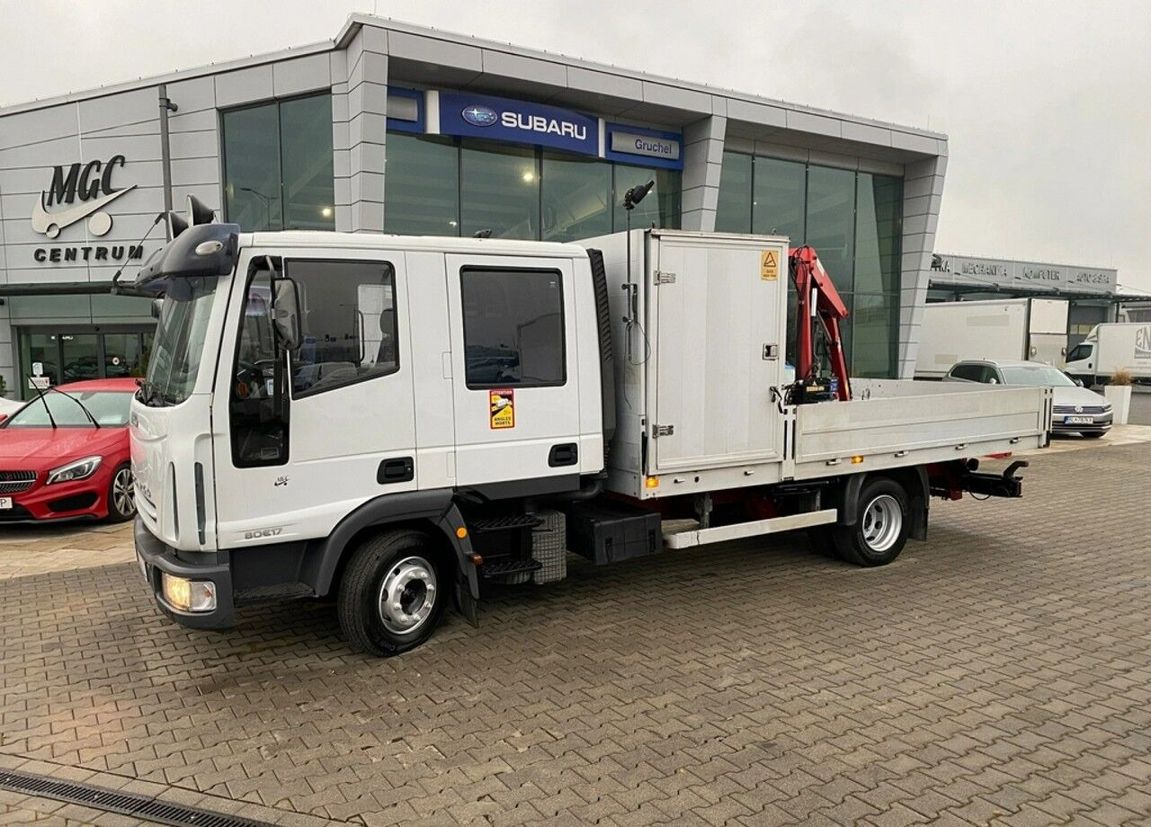 Iveco Eurocargo ML80E17 - Camião de caixa aberta/ Plataforma, Caminhão grua: foto 1 Iveco Eurocargo ML80E17 - Camião de caixa aberta/ Plataforma, Caminhão grua: foto 1