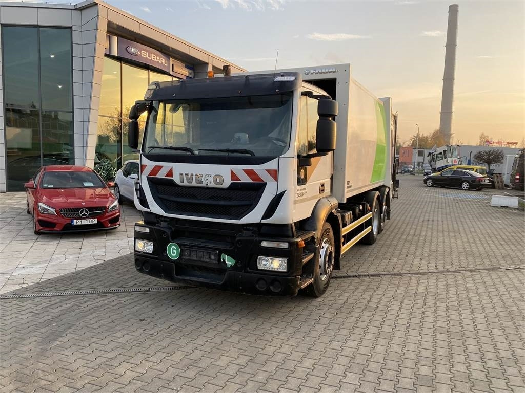Iveco Stralis 330 EEV / FAUN VARIO PRESS 11 27M3 / SERVI - Caminhão de lixo: foto 3 Iveco Stralis 330 EEV / FAUN VARIO PRESS 11 27M3 / SERVI - Caminhão de lixo: foto 3