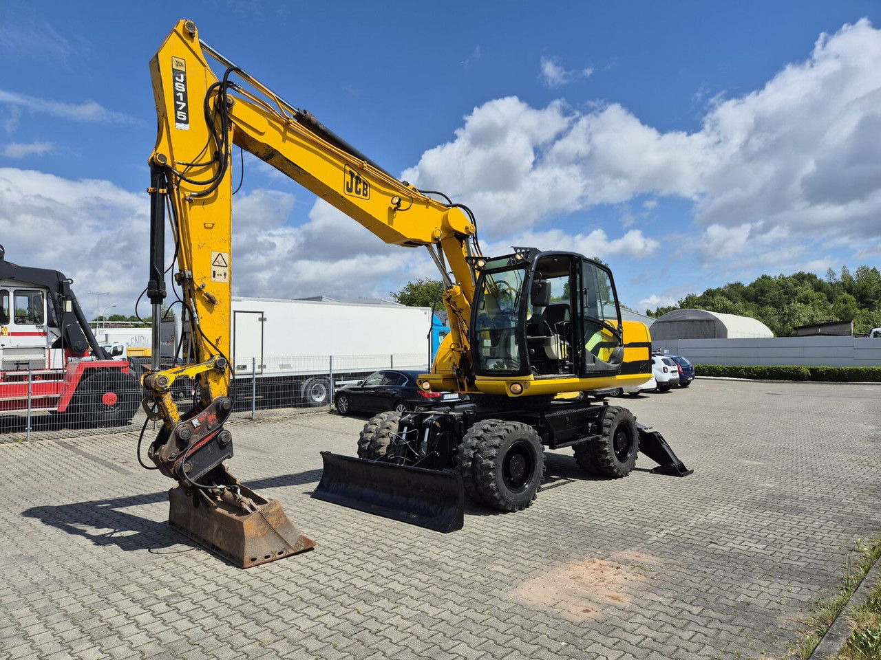 JCB JS 175 W / NEW Tire / 1 Owner / Serviced - Escavadeira de rodas: foto 3 JCB JS 175 W / NEW Tire / 1 Owner / Serviced - Escavadeira de rodas: foto 3