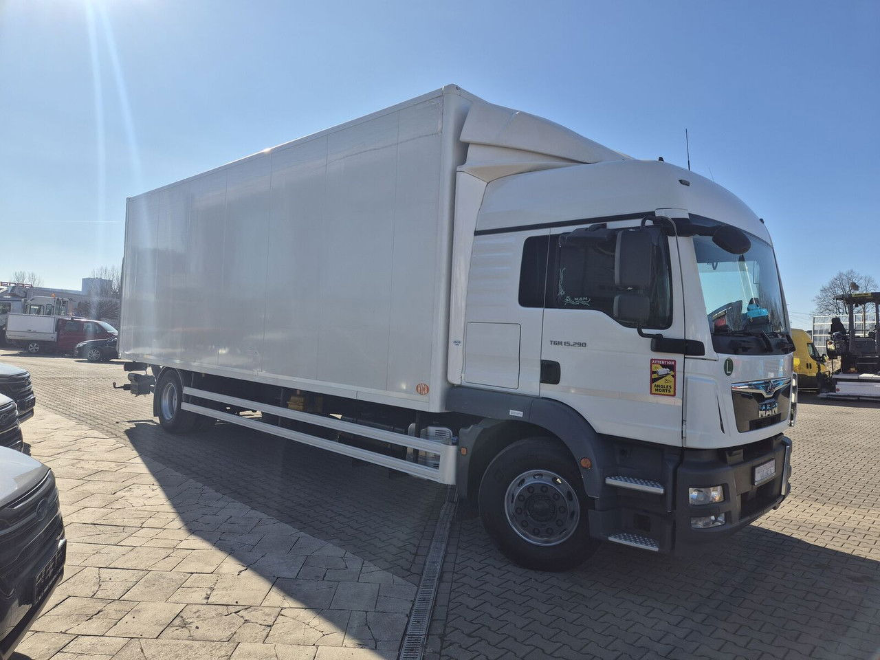 MAN TGM 15.290 High Container / Serviced / 1 Owner - Caminhão furgão: foto 5 MAN TGM 15.290 High Container / Serviced / 1 Owner - Caminhão furgão: foto 5