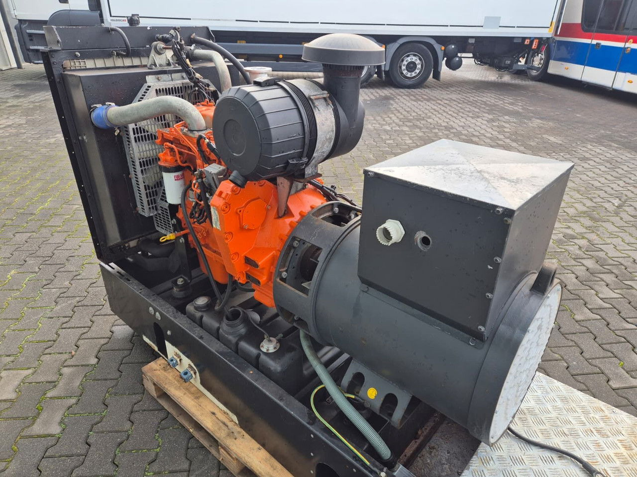 Gerador elétrico nuevo Mecc Alte ECP34 2S4 - FTP Engine,126kVA,New oils, filters, L Mecc Alte ECP34 2S4 - FTP Engine,126kVA,New oils, filters, Like New: foto 16 Gerador elétrico nuevo Mecc Alte ECP34 2S4 - FTP Engine,126kVA,New oils, filters, L Mecc Alte ECP34 2S4 - FTP Engine,126kVA,New oils, filters, Like New: foto 16