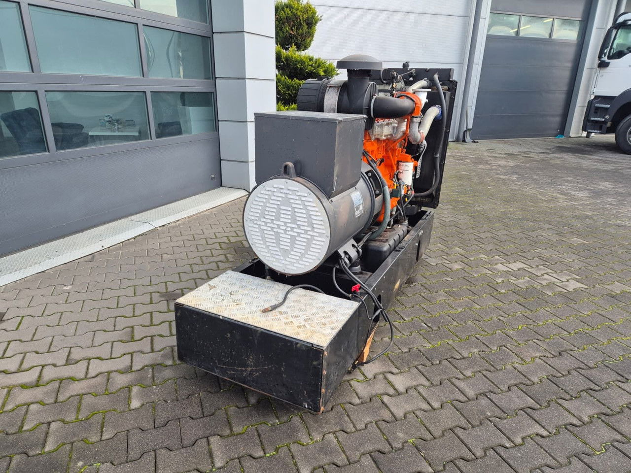 Gerador elétrico nuevo Mecc Alte ECP34 2S4 - FTP Engine,126kVA,New oils, filters, L Mecc Alte ECP34 2S4 - FTP Engine,126kVA,New oils, filters, Like New: foto 5 Gerador elétrico nuevo Mecc Alte ECP34 2S4 - FTP Engine,126kVA,New oils, filters, L Mecc Alte ECP34 2S4 - FTP Engine,126kVA,New oils, filters, Like New: foto 5