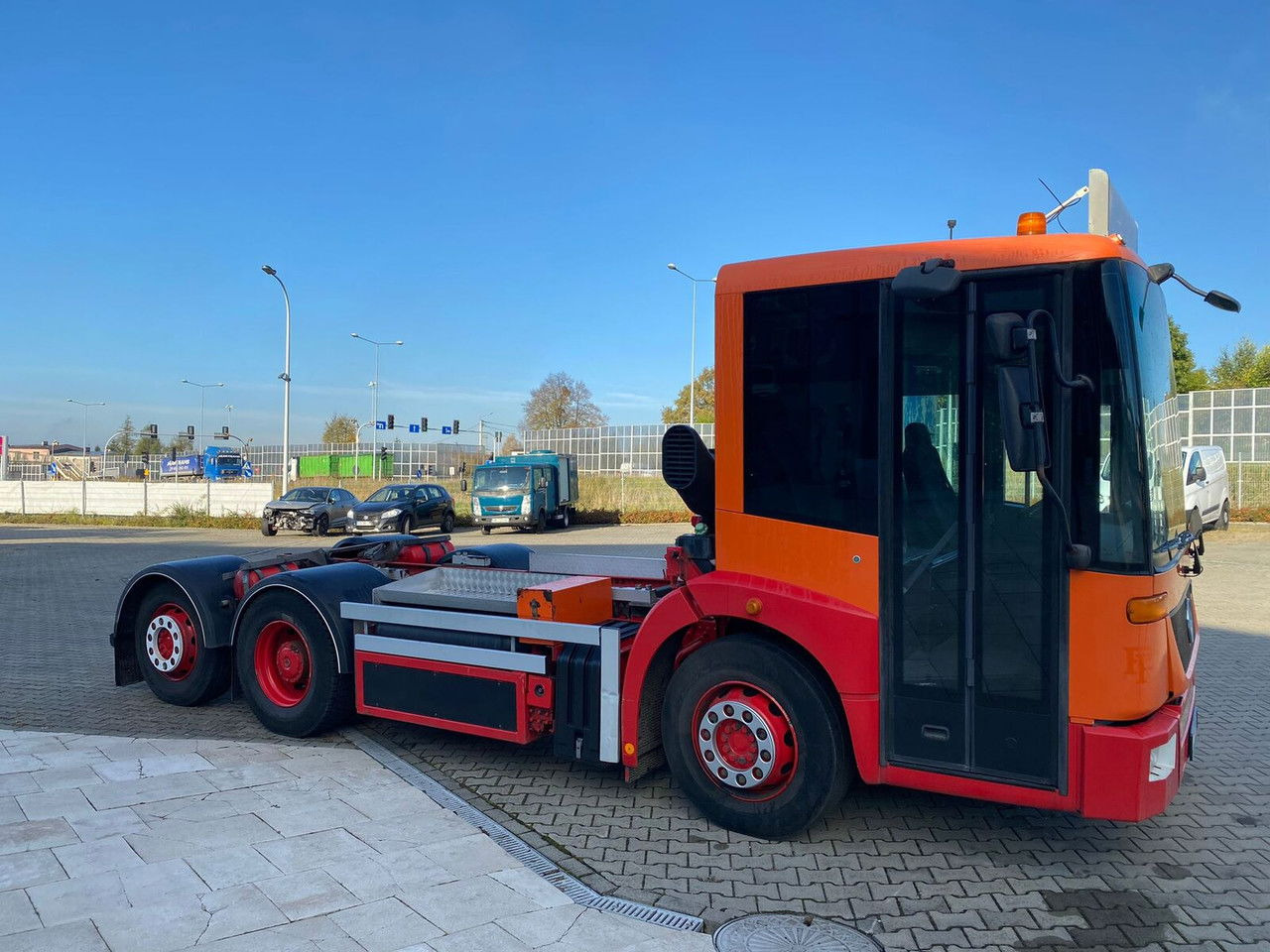 Mercedes-Benz Eqonic 2628 - 1 Owner - Euro6 - LOW KM - Caminhão chassi: foto 3 Mercedes-Benz Eqonic 2628 - 1 Owner - Euro6 - LOW KM - Caminhão chassi: foto 3