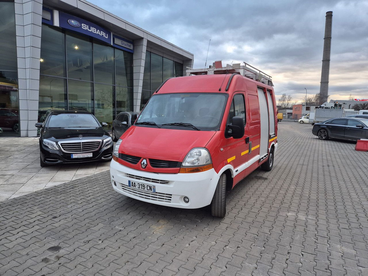 Renault Master 2.5 DCi / Only 25TKM / Like NEW / WE Have 3 THE Same - Carro de bombeiro: foto 3 Renault Master 2.5 DCi / Only 25TKM / Like NEW / WE Have 3 THE Same - Carro de bombeiro: foto 3