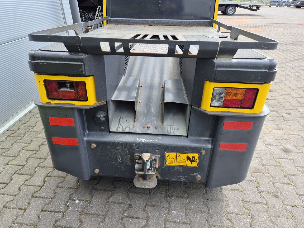 STILL R 07-25 , NO Battery , NEW Tires - Trator elétrics: foto 4 STILL R 07-25 , NO Battery , NEW Tires - Trator elétrics: foto 4